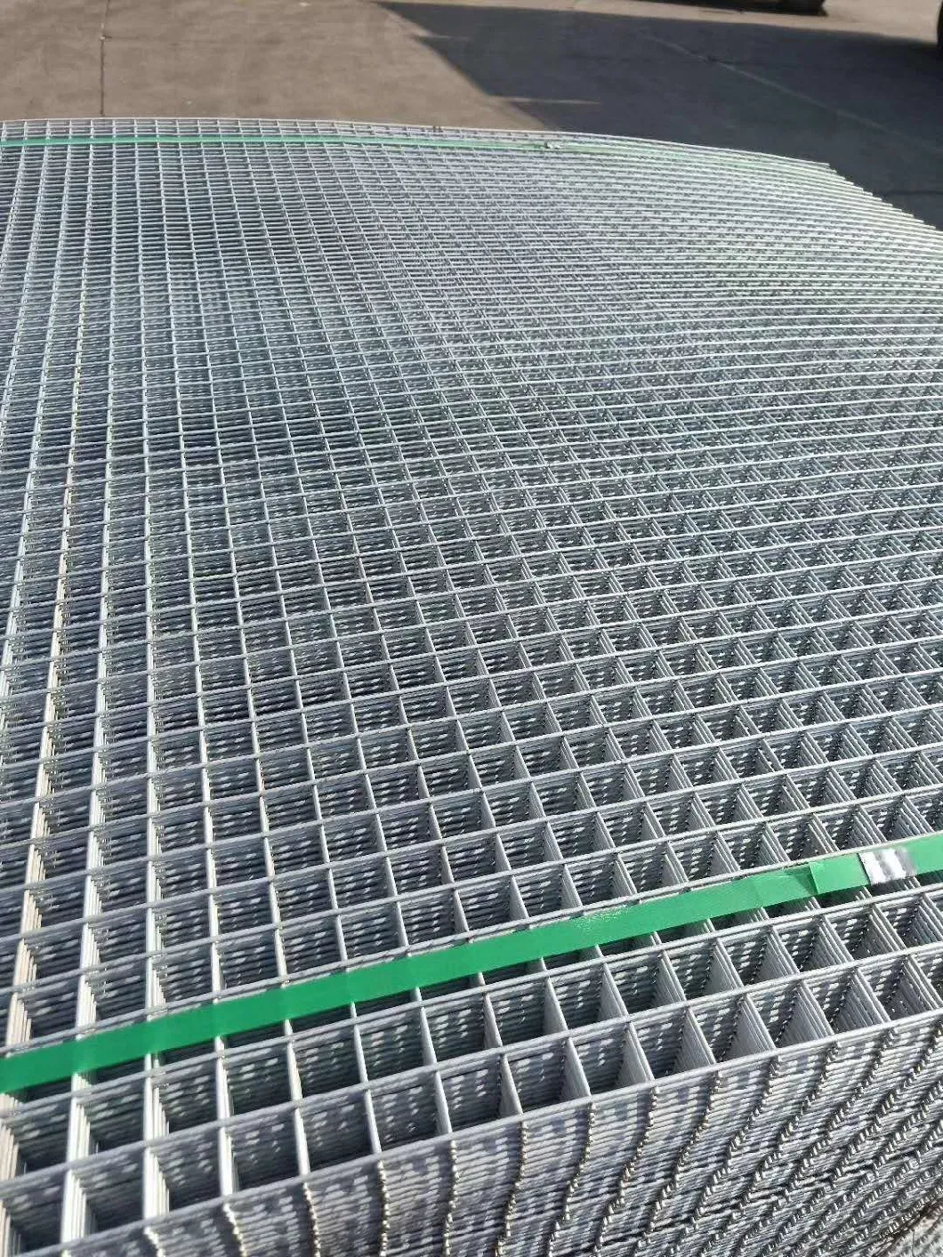 ورق مش سیم جوشی گالوانیزه تقویت کننده 10 × 10 سانتی متر برای ساخت و ساز 1