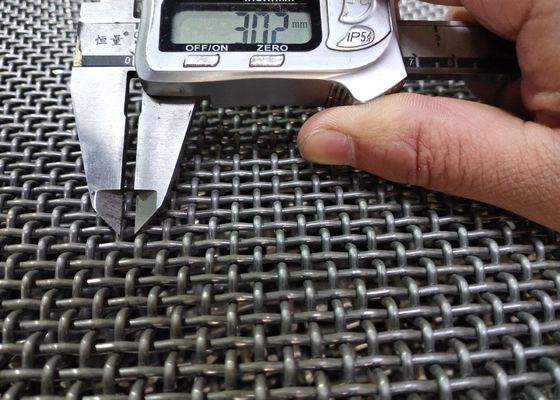 صفحه ارتعاشی مش شنی 65 میلی متری سیم چین دار 1.5 متر x 1.95 متر