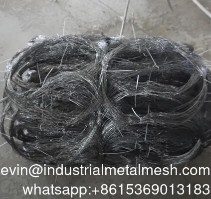 توری گالوانیزه با روی بالا پوتانکا مانع ضد تانک میدان نبرد