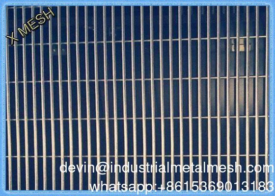 آهن 358 امنیت بالا حصار ایمنی فرودگاه ضد سرقت ضد صعود فولادی پنل مش جوشی بادوام