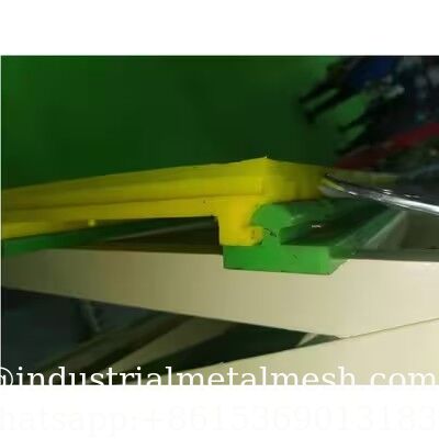 مقاومت بالا در برابر فرسایش پلی اورتان صفحه نمایش ماژولار WS85 300x305mm / 300x610mm / 300x800mm مواد MDI