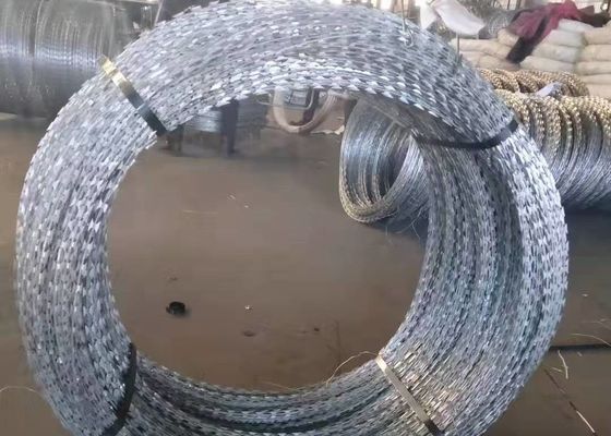 600mm HDG BTO-16 5 کلیمپ 100 حلقه ضد صعود مرز با استفاده از کانتینر سیم تراش