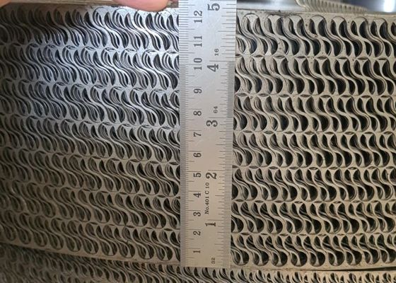 1.15mm-1.2mm ضخامت سوراخ شده فلزی میش پرت شده فلزی نوار برای ساخت قفس