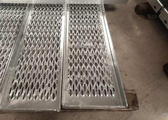 Diamond Pattern Grip Strut Grating with Slip Resistance and Corrosion Resistance for Safety Applications