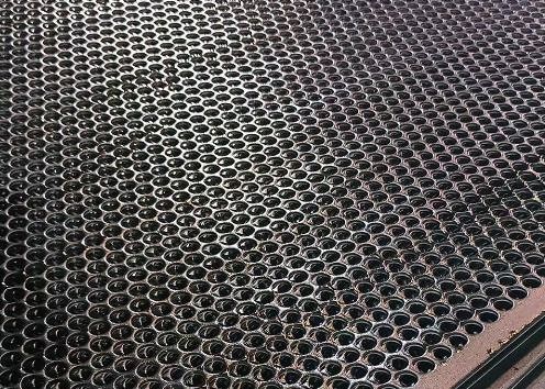 طراحی حرفه ای سوراخ گرد فولادی ضد زنگ صفحه فلزی سوراخ شده