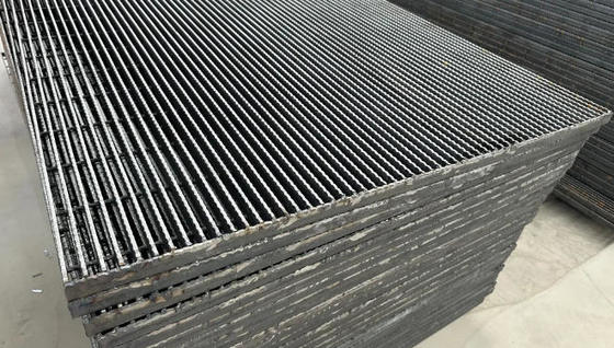 Strong Wear Resistance Galvanized Steel Grating Can Withstand Greater Wear And Friction