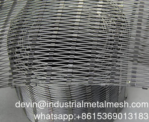 از فولاد ضد زنگ 316، از شبکه های حفاظتی برای شبکه های ورزشی استفاده شود