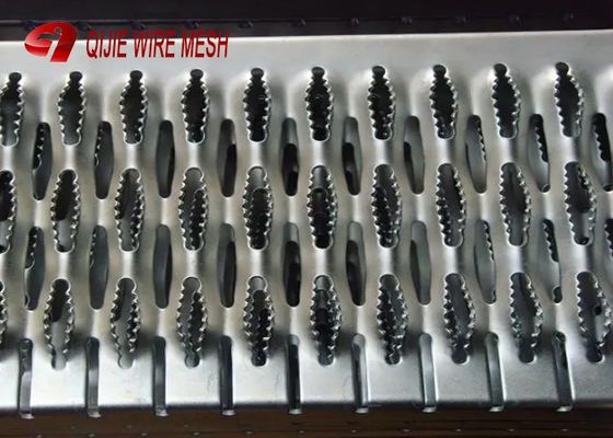 داغ تخته سنگ فلزی سوراخ شده گالوانیزه Grip Strum Grating In نقره