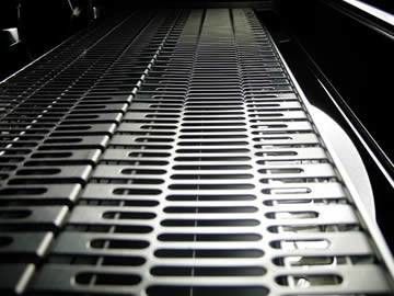 فولاد ضد زنگ سوراخ بیضوی سوراخ شده سوراخ شده شبکه تزئین شده ورق فلزی